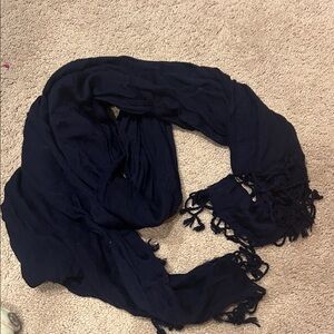 Elegant Navy Blue Scarf with Fringe